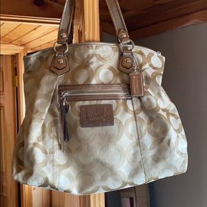 Coach shoulder bag